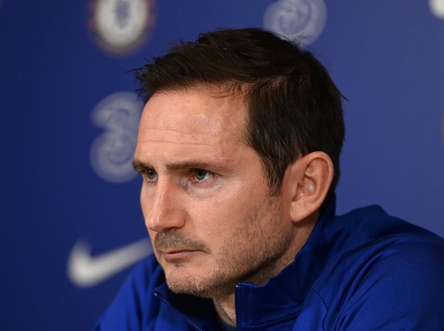 Lampard tù túng, Mourinho nói đúng 1 câu