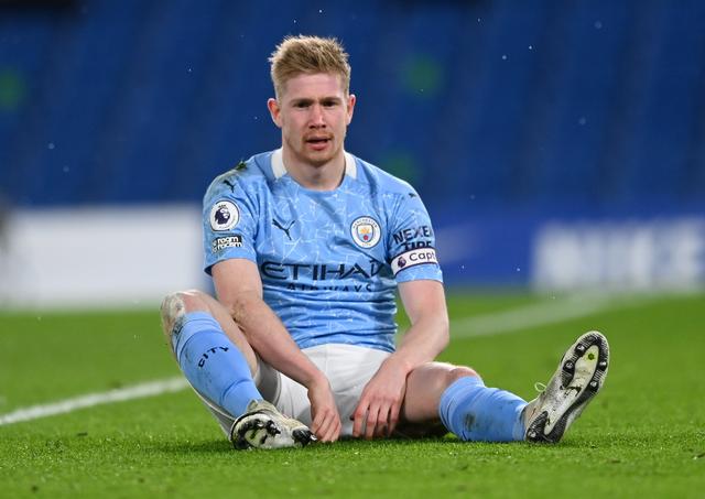 Fan Tottenham nghi ngờ chấn thương của De Bruyne