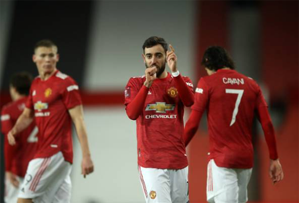 TRỰC TIẾP Man Utd 3-2 Liverpool (Kết thúc): Quỷ Đỏ giành vé đi tiếp