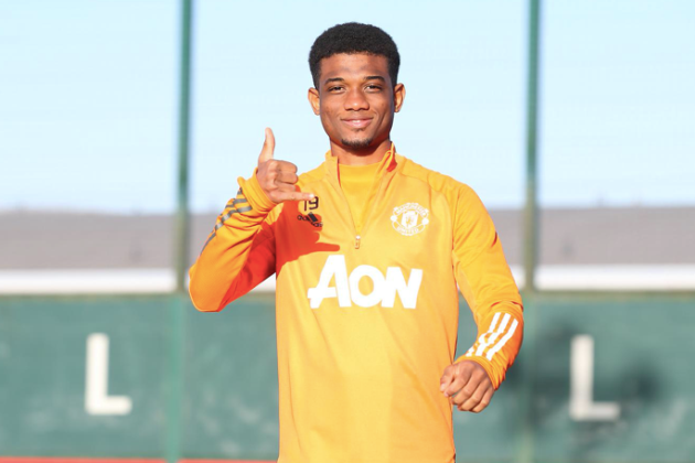 Quá tiềm năng, Amad Diallo ghi bàn thắng đầu tiên trong buổi tập cùng Man Utd