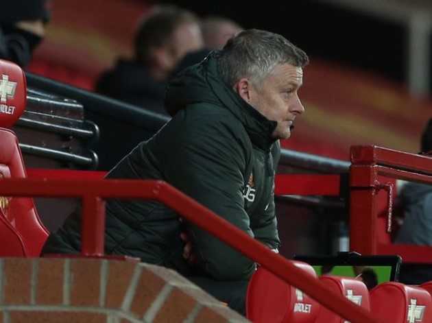 Ảnh bài viết Ole Gunnar Solskjaer chỉ trích trọng tài và hàng thủ Man Utd