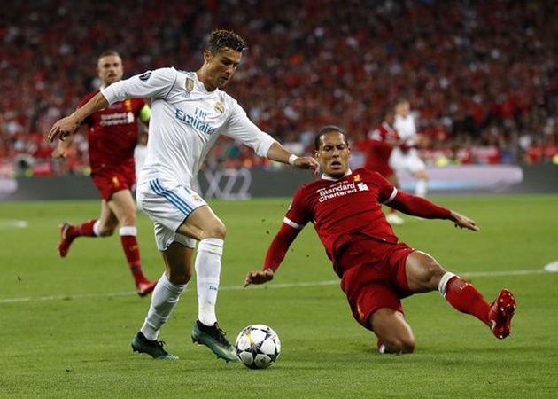 Đội hình hay nhất thập kỷ theo IFFHS: Real thống trị; Van Dijk đơn độc