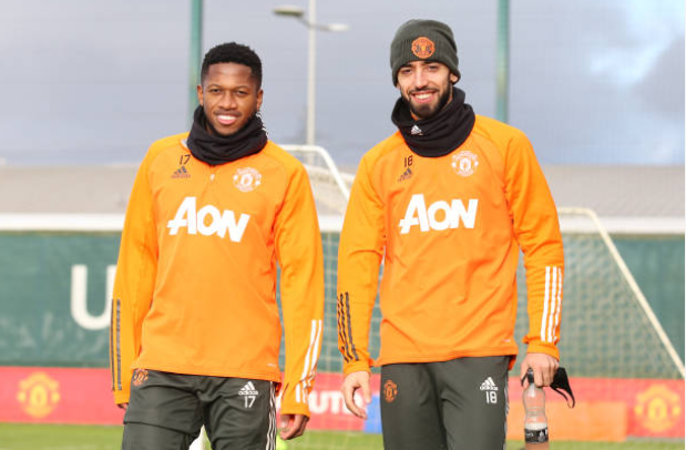 Ảnh bài viết Bruno nói thẳng 1 sự thật với Fred sau trận hòa trước Arsenal