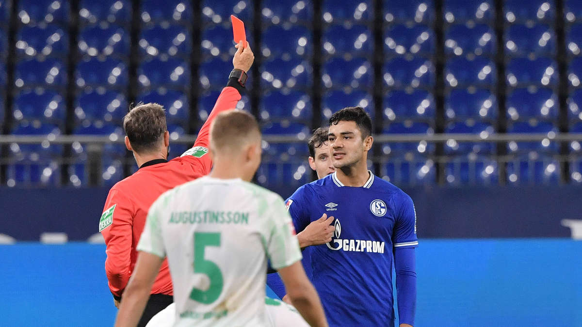 Ảnh bài viết Mục tiêu số 1 của Liverpool từng bị treo giò 4 trận vì lỗi khó chấp nhận