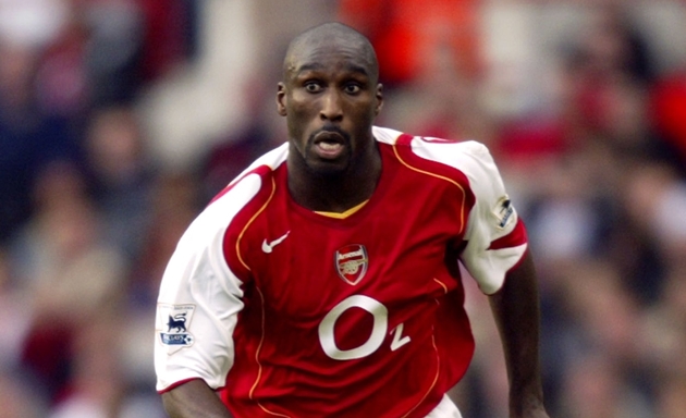 Sol Campbell chỉ ra "cái tên tuyệt vời" bên phía Arsenal