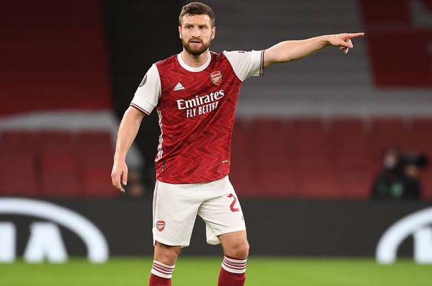 Ảnh bài viết Đồng đội gọi điện rủ rê, sao Arsenal hủy hợp đồng, chuyển sang CLB khác