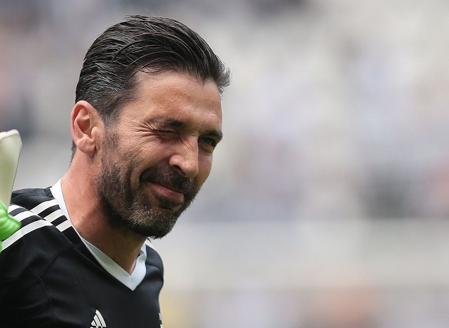 43 tuổi, Buffon cán mốc 1.100 trận đấu chuyên nghiệp