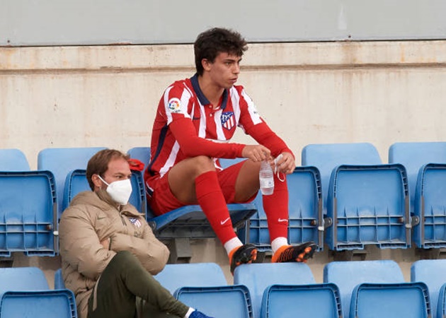 XONG! COVID-19 'tàn phá' Atletico, đến lượt Joao Felix nhiễm bệnh
