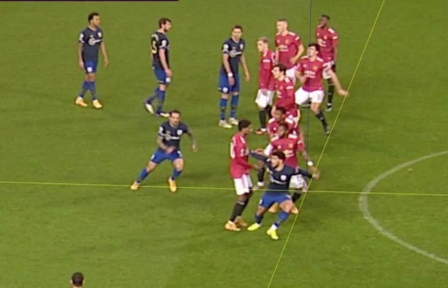 VAR đã cướp bàn thắng danh dự của Southampton như thế nào?