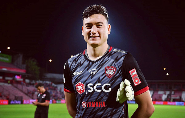 Đã rõ nguyên nhân Đặng Văn Lâm chưa thể ra mắt Cerezo Osaka