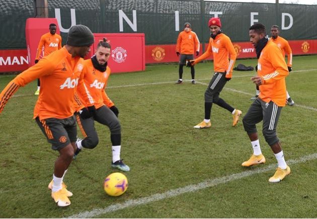 Ảnh bài viết Kỹ thuật hơn người, Amad Diallo khiến các đồng đội phấn khích