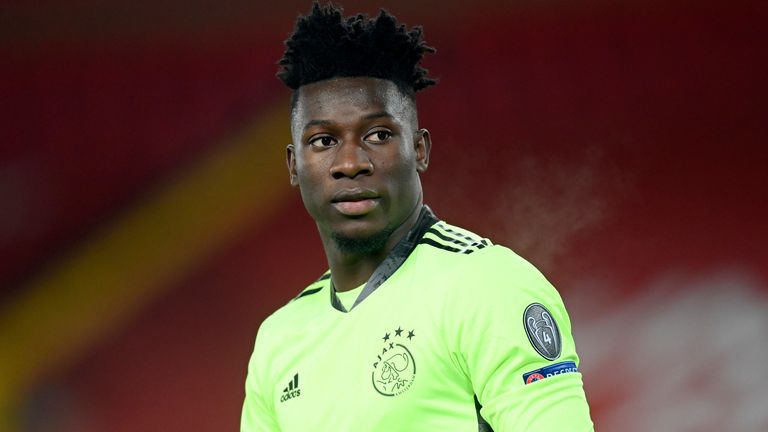 Uống nhầm thuốc của vợ, thủ thành Ajax bỗng dính án doping