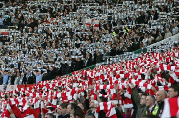 Thảm họa hàng không Munich từng mang United - City xích lại gần nhau