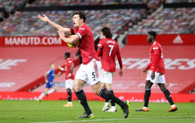4 sắc thái của Man Utd sau bàn thua phút 90+5: Lindelof, Maguire "cầu cứu" trọng tài