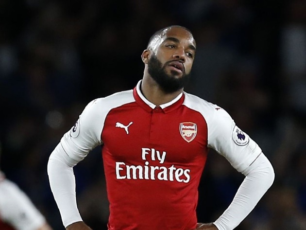 Ảnh bài viết Hạ Arsenal, Martinez nói lời thật lòng với Lacazette