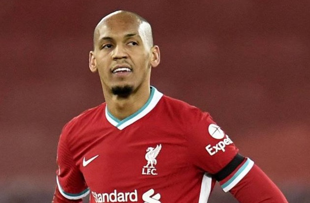 Liverpool thua tan nát, vợ Fabinho cãi nhau với fan 