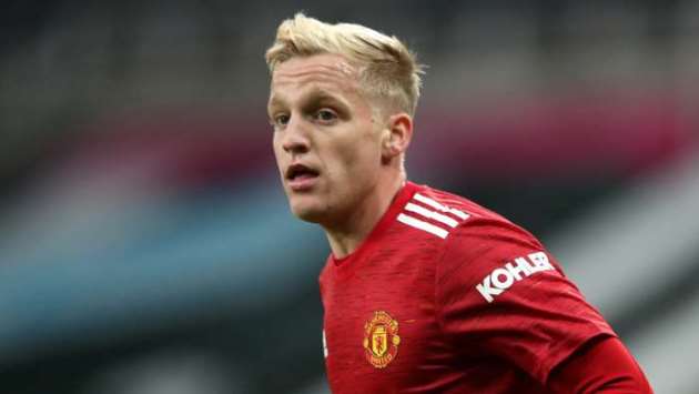 Ảnh bài viết Solskjaer bảo vệ Van de Beek