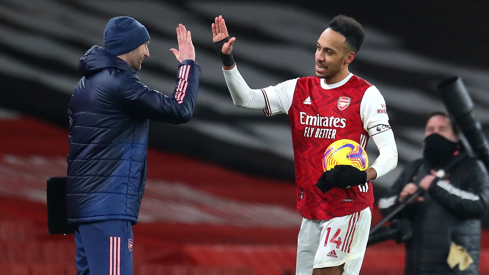 Ảnh bài viết Aubameyang chói sáng, Mikel Arteta nhận xét đơn giản