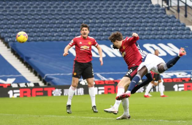 Ảnh bài viết Gary Neville chỉ ra cái tên chơi tệ nhất Man Utd ở trận hòa West Brom