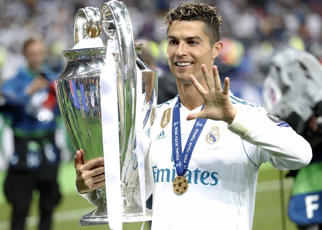 Đội hình hay nhất lịch sử cúp C1: 'Vua Ronaldo' và phần còn lại