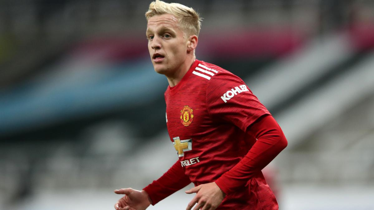 Cựu sao Liverpool chỉ ra cách để Van de Beek vượt qua khó khăn