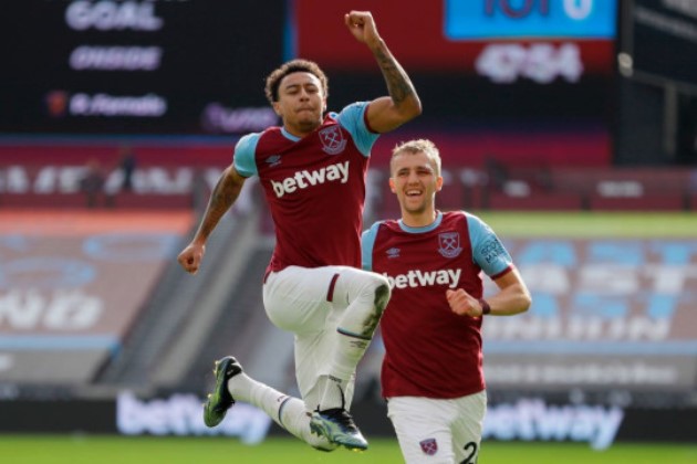 Ảnh bài viết Ferdinand khuyên sao Man Utd rời Old Trafford