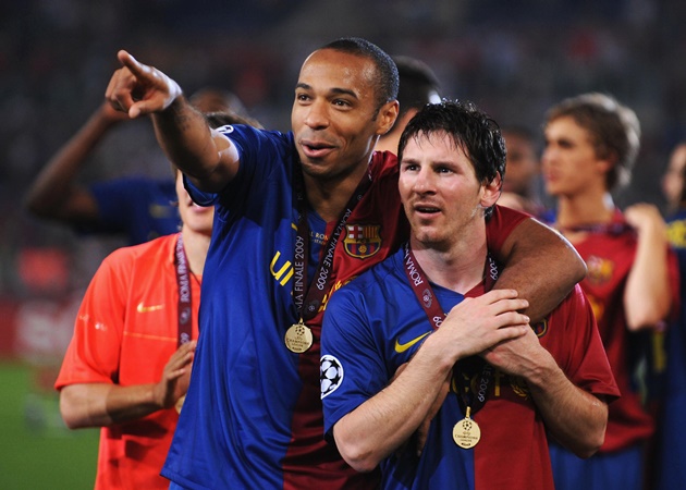 Đội hình hay nhất lịch sử cúp C1 do fan bầu chọn: Messi sát cánh Henry; Hàng thủ 'bá đạo'