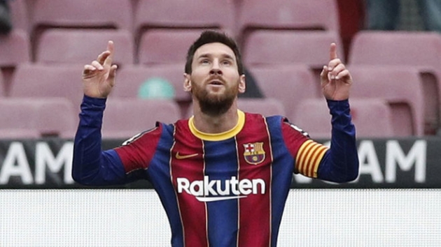 "Nếu Messi đến đây, tôi sẽ hôn chân cậu ấy..."