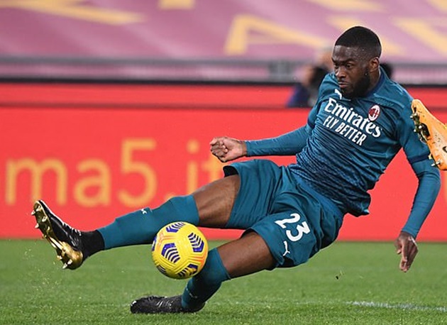 Hạ Roma, Maldini trả lời câu hỏi về hàng mượn từ Chelsea