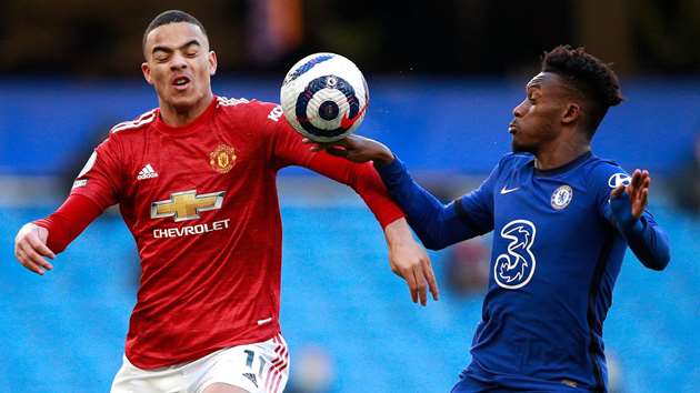 Luke Shaw hé lộ sốc về trọng tài, Man Utd bảo Shaw 'nghe nhầm'