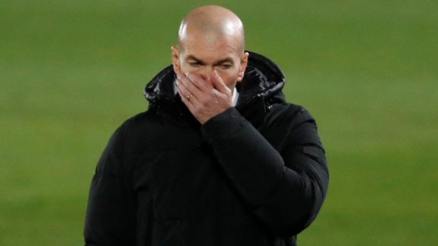 Hàng công yếu ớt, Zidane gửi tin khẩn cho "máy săn bàn" Real