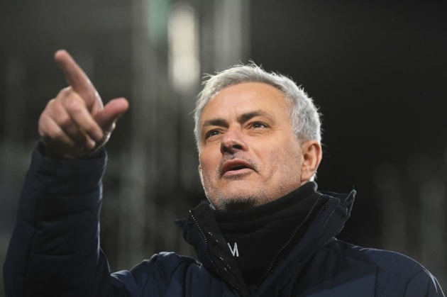 "Vua chuyển nhượng" lên tiếng, Mourinho sắp có "đá tảng" 22,5 triệu?