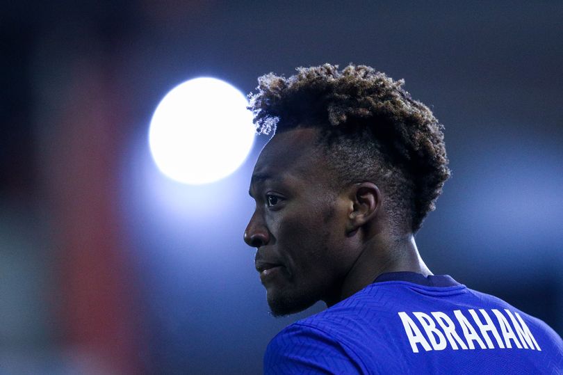 Bỏ quên Abraham, Chelsea đang lặp lại sai lầm tương tự Romelu Lukaku