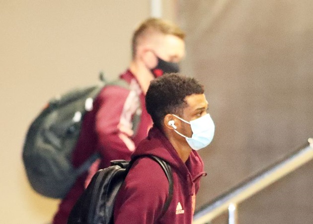 Ảnh bài viết XONG! Đội hình Man Utd đấu Man City: Pogba, Cavani vắng mặt; 2 'báu vật' xuất hiện