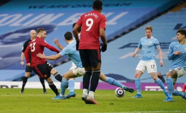 Ảnh bài viết Luke Shaw bùng nổ, Man Utd hủy diệt niềm kiêu hãnh của Man City