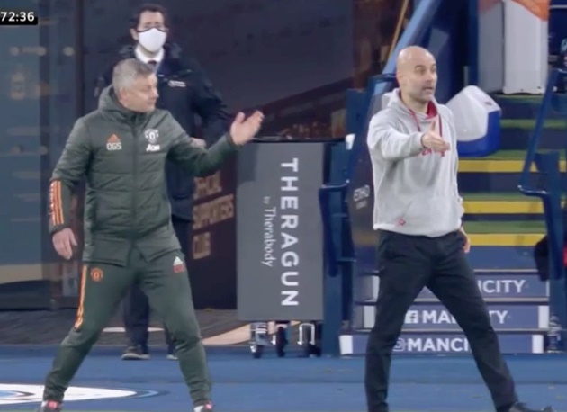 Vì Rashford, Ole tranh cãi máu lửa với Pep ngoài đường pitch