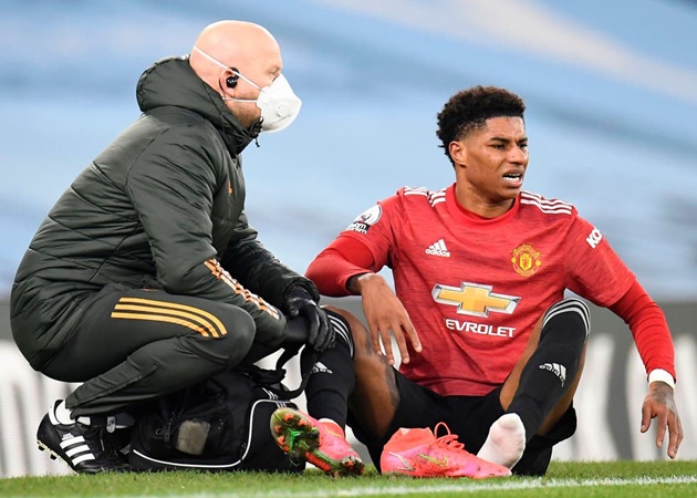 Man Utd vừa thắng, Solskjaer đã báo 'hung tin' về Rashford
