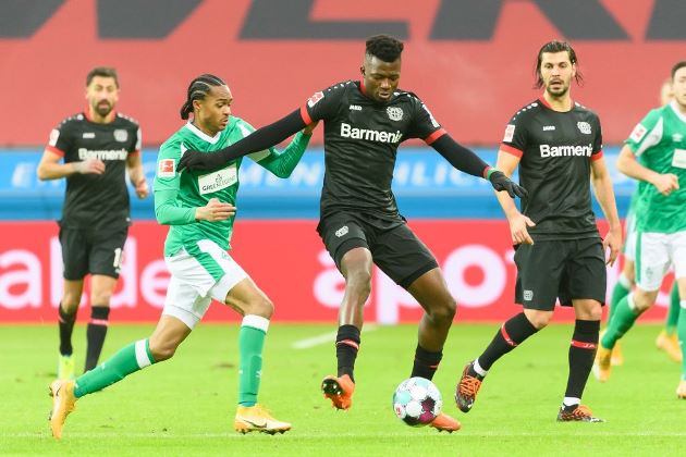 Edmond Tapsoba - 'trung vệ bắt chết Haaland' được Man Utd theo đuổi là ai?