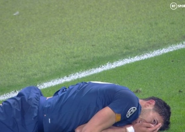 Pha bóng huyền thoại tái hiện, sao Porto khiến fan Juventus 'tức điên'