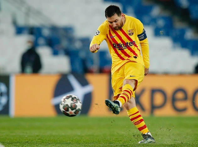 "Ronaldo có thể giành Quả bóng vàng, nhưng Messi là 1 thiên tài..."