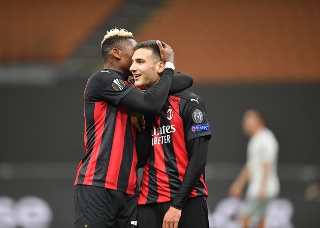 Ảnh bài viết Man Utd chưa có động thái, thêm 1 CLB gia nhập cuộc đua giành Dalot