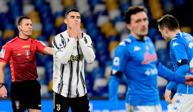 CHÍNH THỨC! Quá lằng nhằng, trận Juventus - Napoli lại bị hoãn