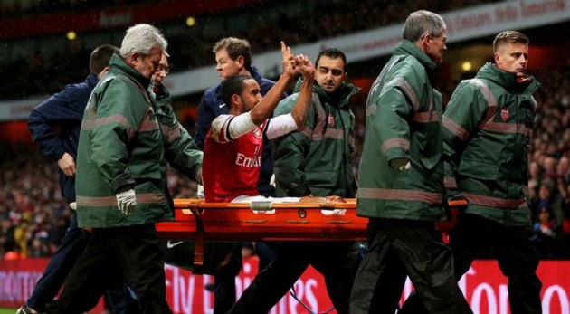 Arsenal đại chiến Tottenham: 5 khoảnh khắc thù địch ở derby Bắc London