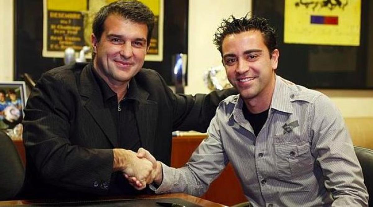 Xavi: “Joan Laporta là chủ tịch tốt nhất mà tôi biết”