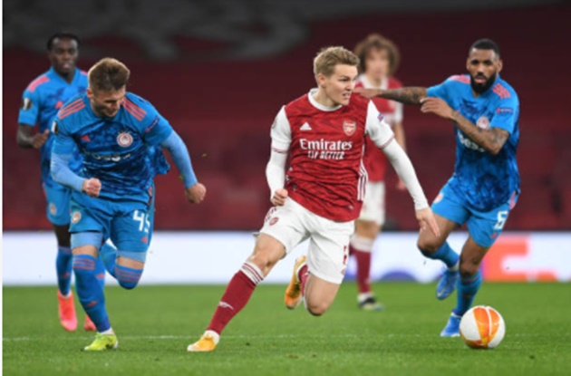 5 điểm nhấn Arsenal 0-1 Olympiacos: Ngán ngẩm "chân gỗ"; Odegaard tạo khác biệt