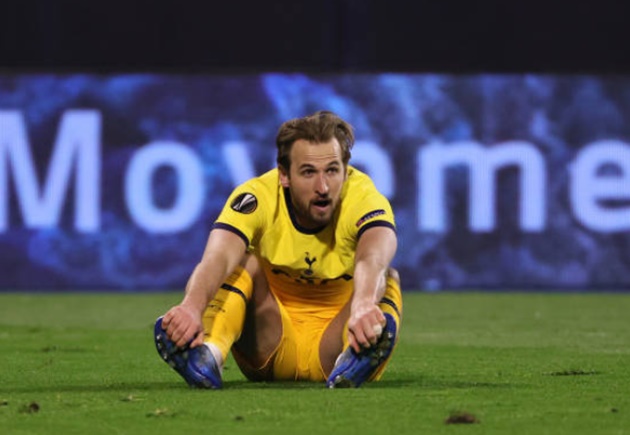 Địa chấn rung chuyển Stadion Maksimir, Tottenham cay đắng chia tay Europa League