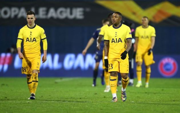 Tottenham bị loại tức tưởi, Mourinho chỉ trích kịch liệt các học trò