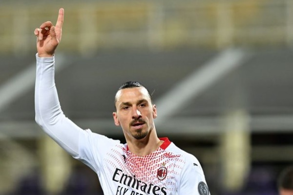 Làm nên lịch sử, Ibrahimovic chốt luôn 1 lời