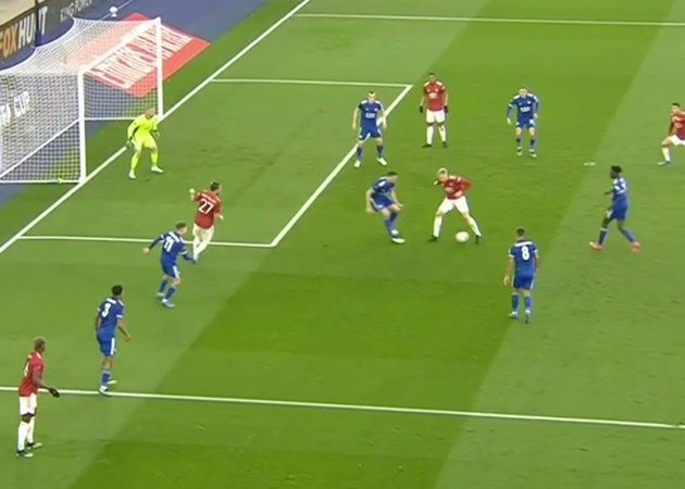 Ảnh bài viết Ở Man Utd lúc này, có 1 cầu thủ như 'gã lang thang lạc lõng' trên sân