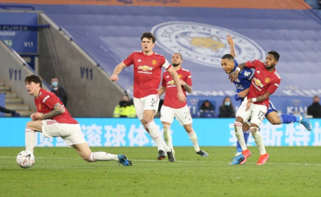 Thảm họa phòng ngự, Man Utd chính thức bị loại khỏi FA Cup